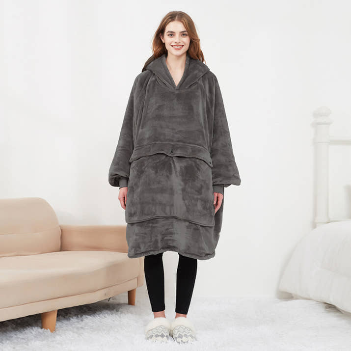Oversized warm wearable blanket with pet pouch